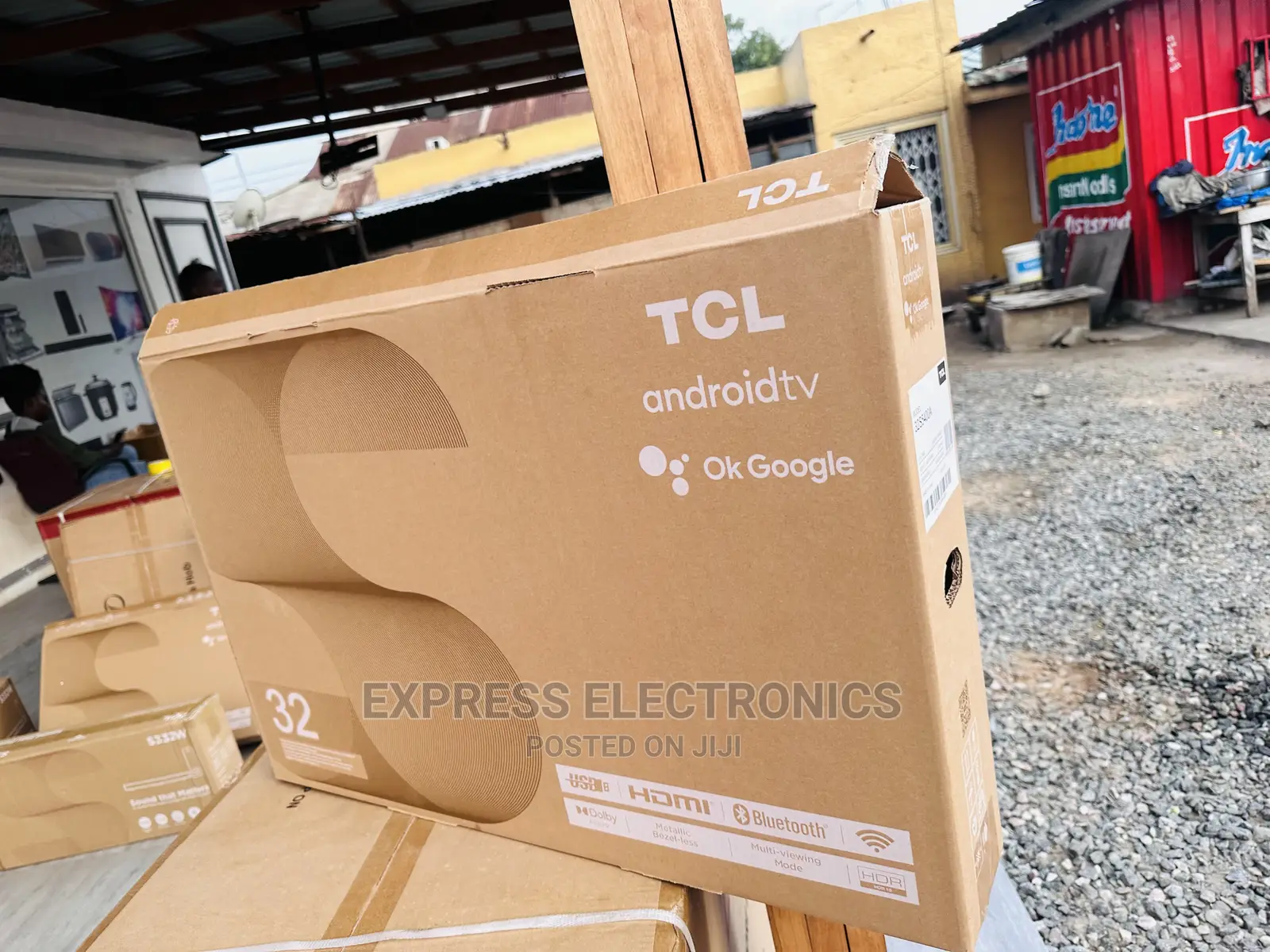 Various and Fast Connections TCL FHD Smart 32s5400a