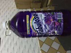 Very Nice Sent Fadoloso Detergent for Cleaning.