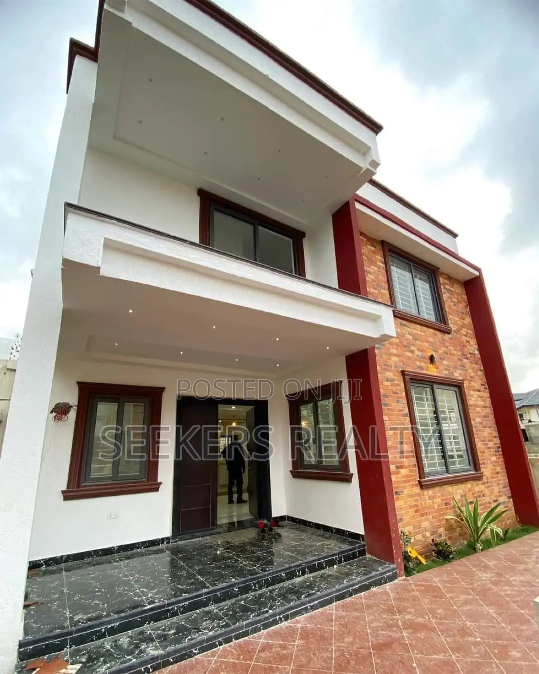 4bdrm Townhouse/Terrace in Seekers Realty, East Legon for Sale