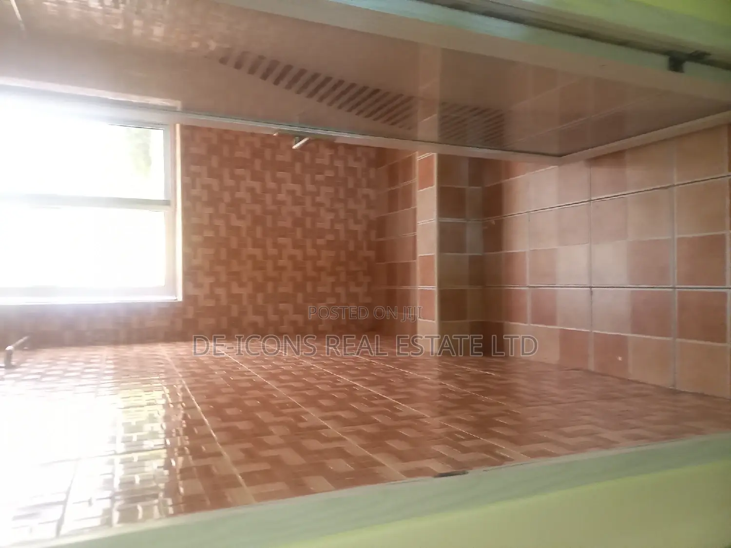 1bdrm Duplex in De-Icons Real Estate, Kasoa for rent