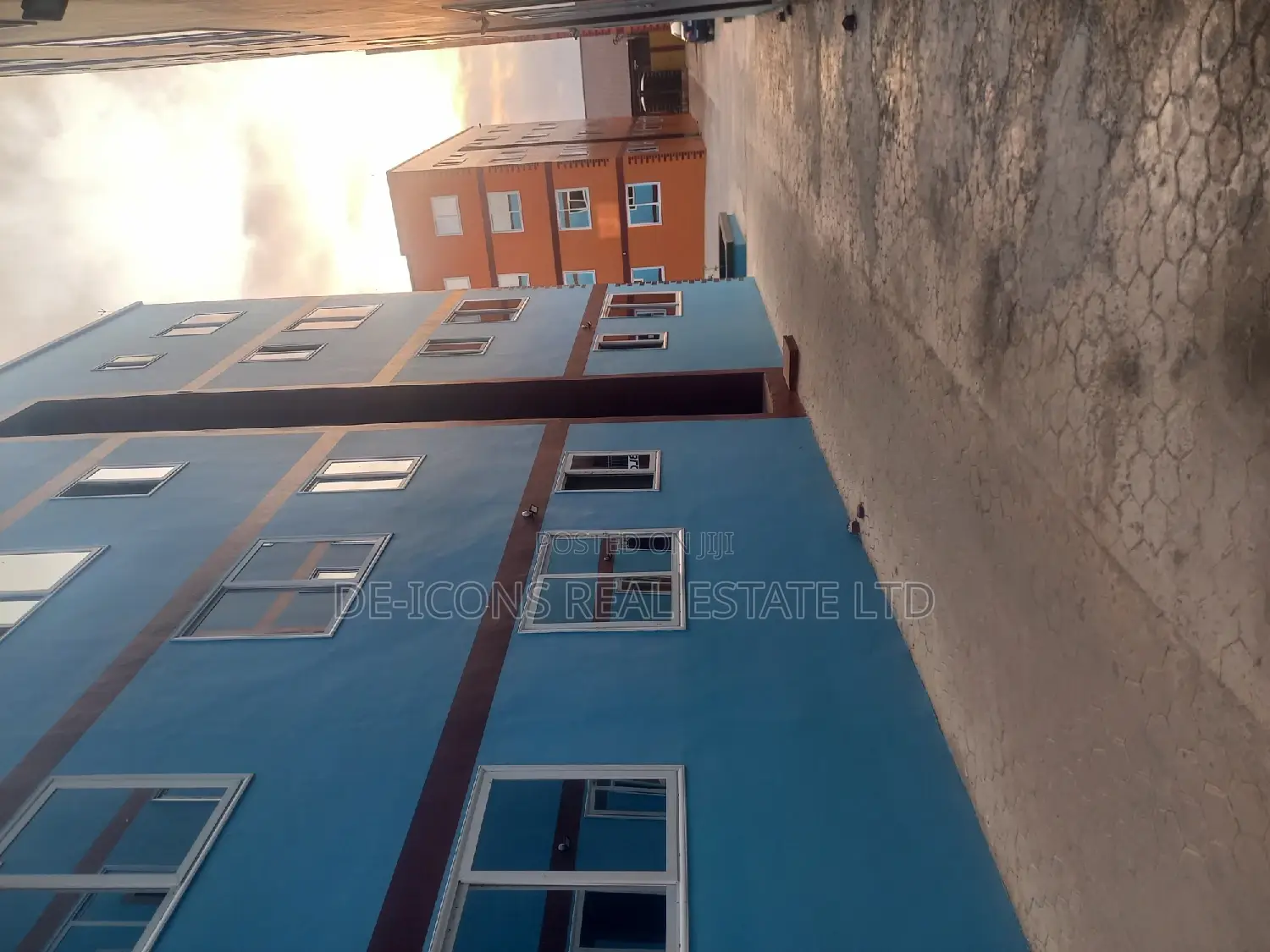 1bdrm Duplex in De-Icons Real Estate, Kasoa for rent