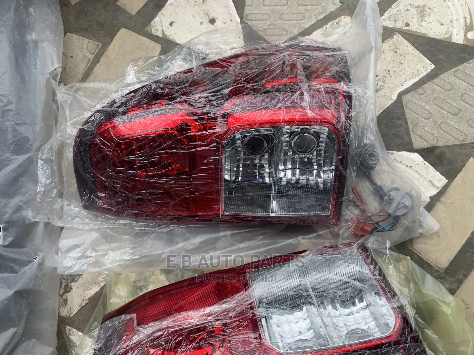 Hilux 2016 Taillight Pair