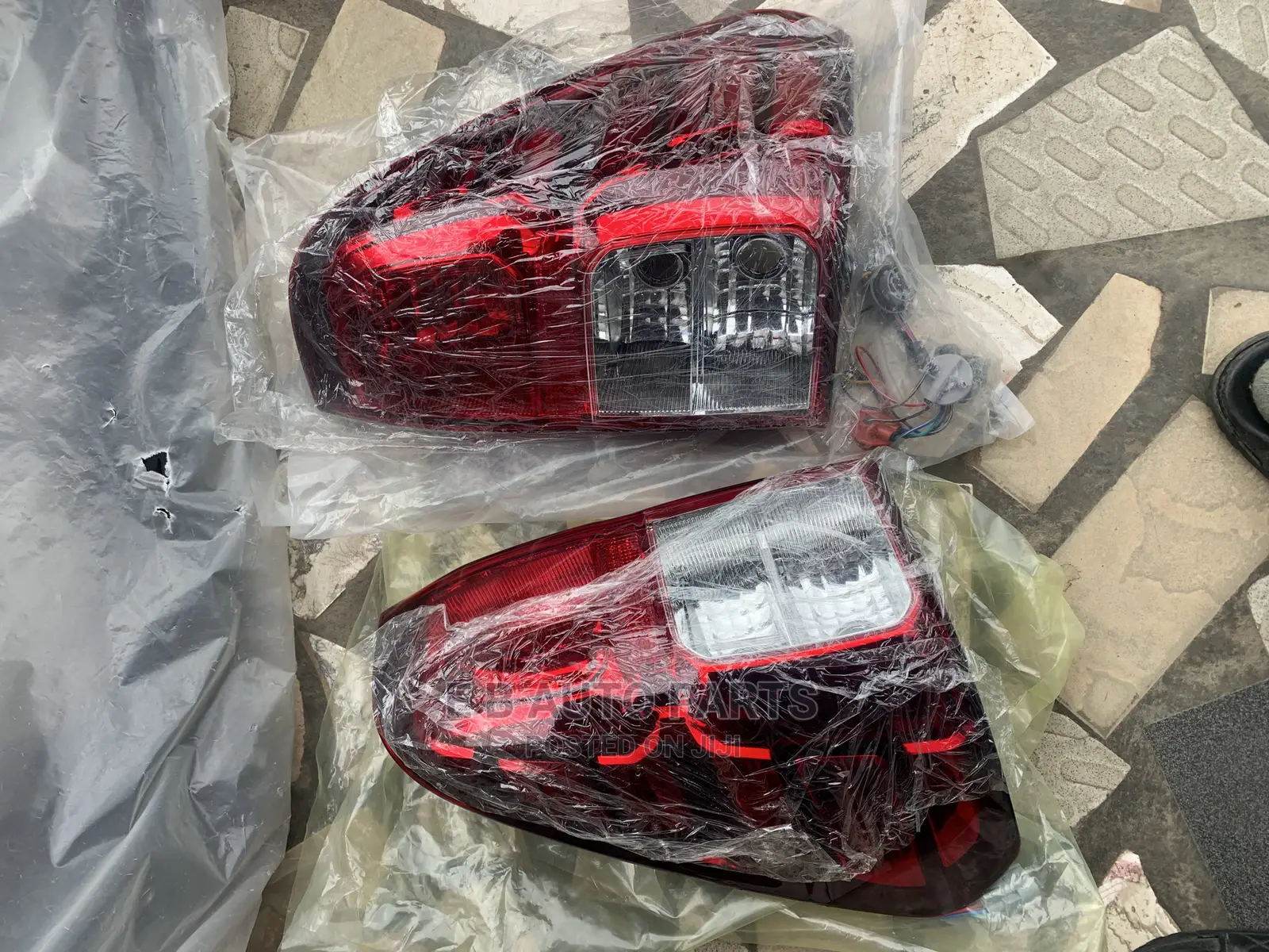 Hilux 2016 Taillight Pair