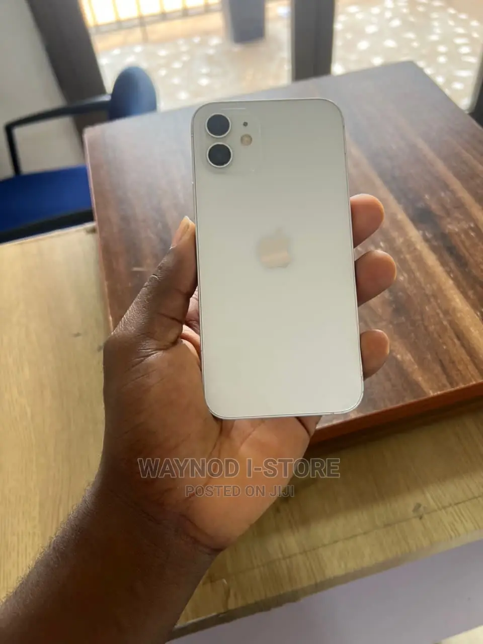 Apple iPhone 12 64 GB White