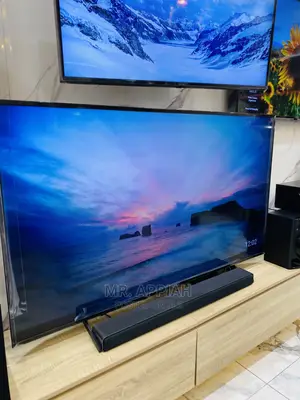 Newly in Stock Samsung 65” Crystal Uhd Tv(65AU7172).