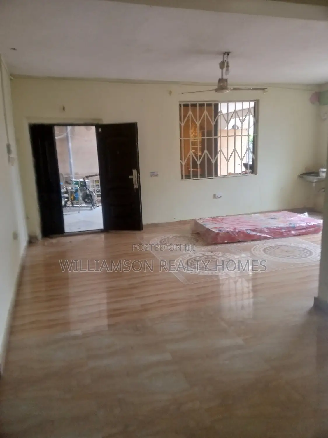 1bdrm Apartment in Community 18 Area, Spintex for rent