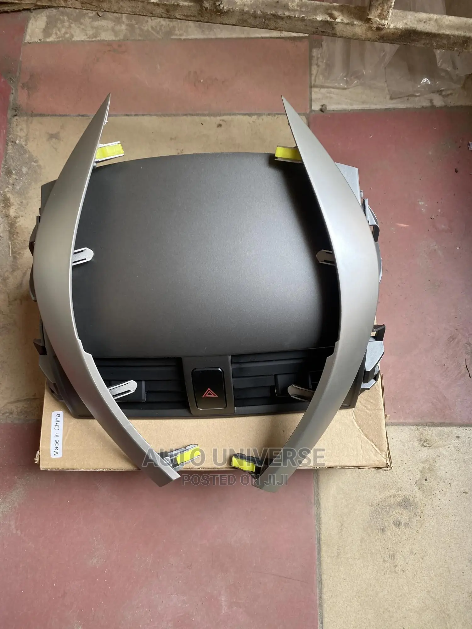 Corolla 2009 To 2013 Top Vent With Sides Available
