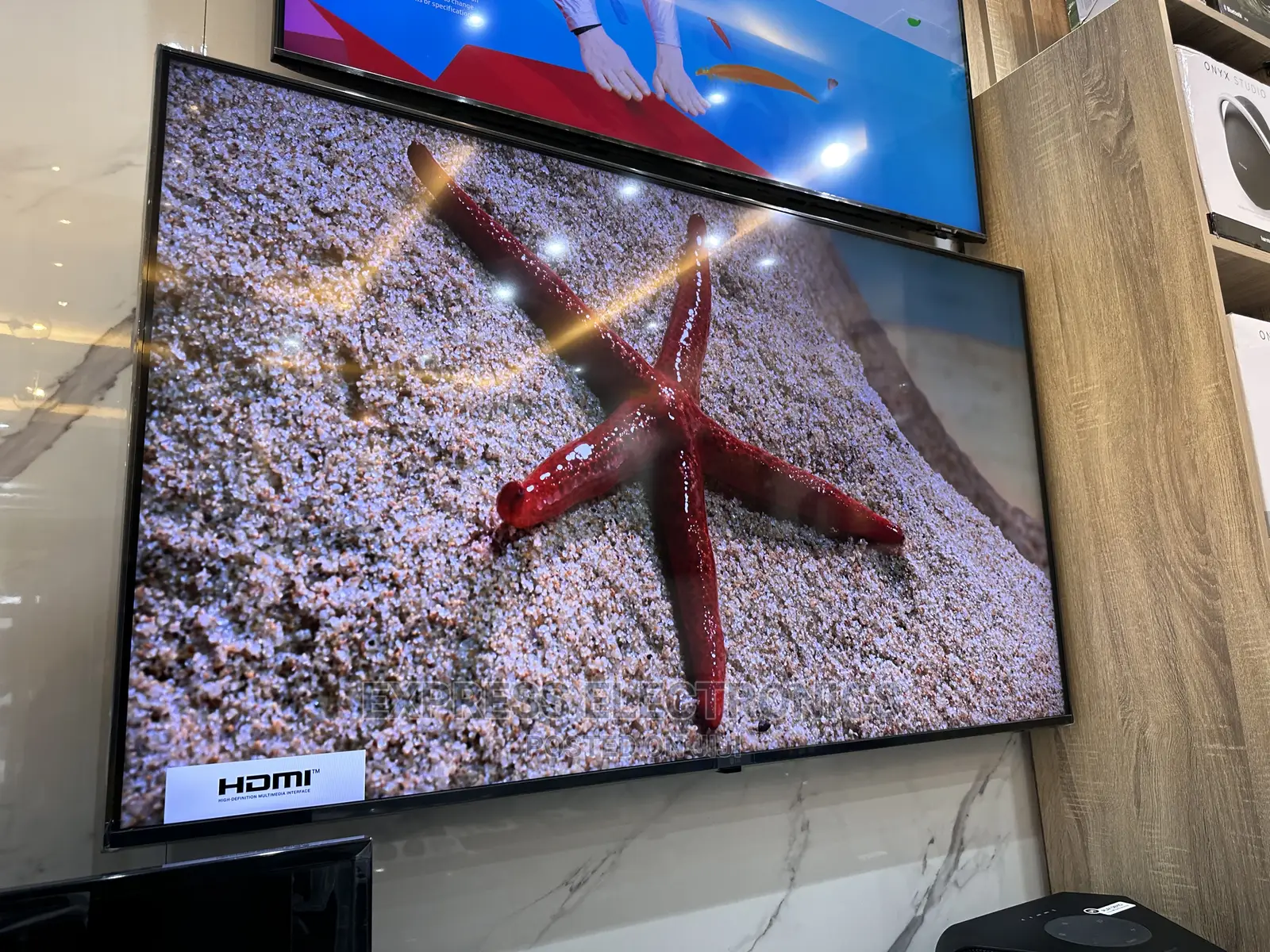 70UR80003 LG UHD Smart Tv 