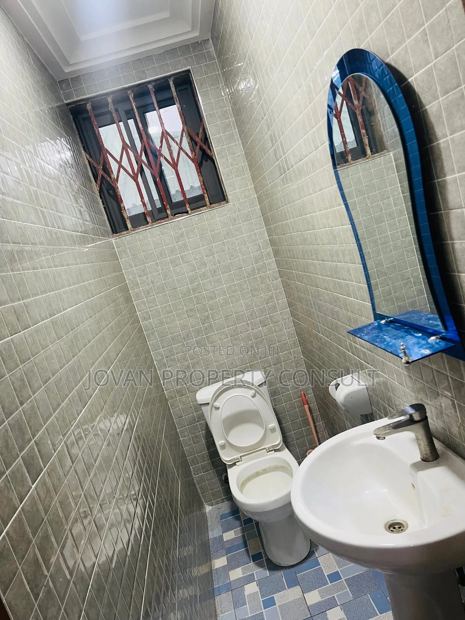 1bdrm Room & Parlour in Sapeiman, Ga West Municipal for rent