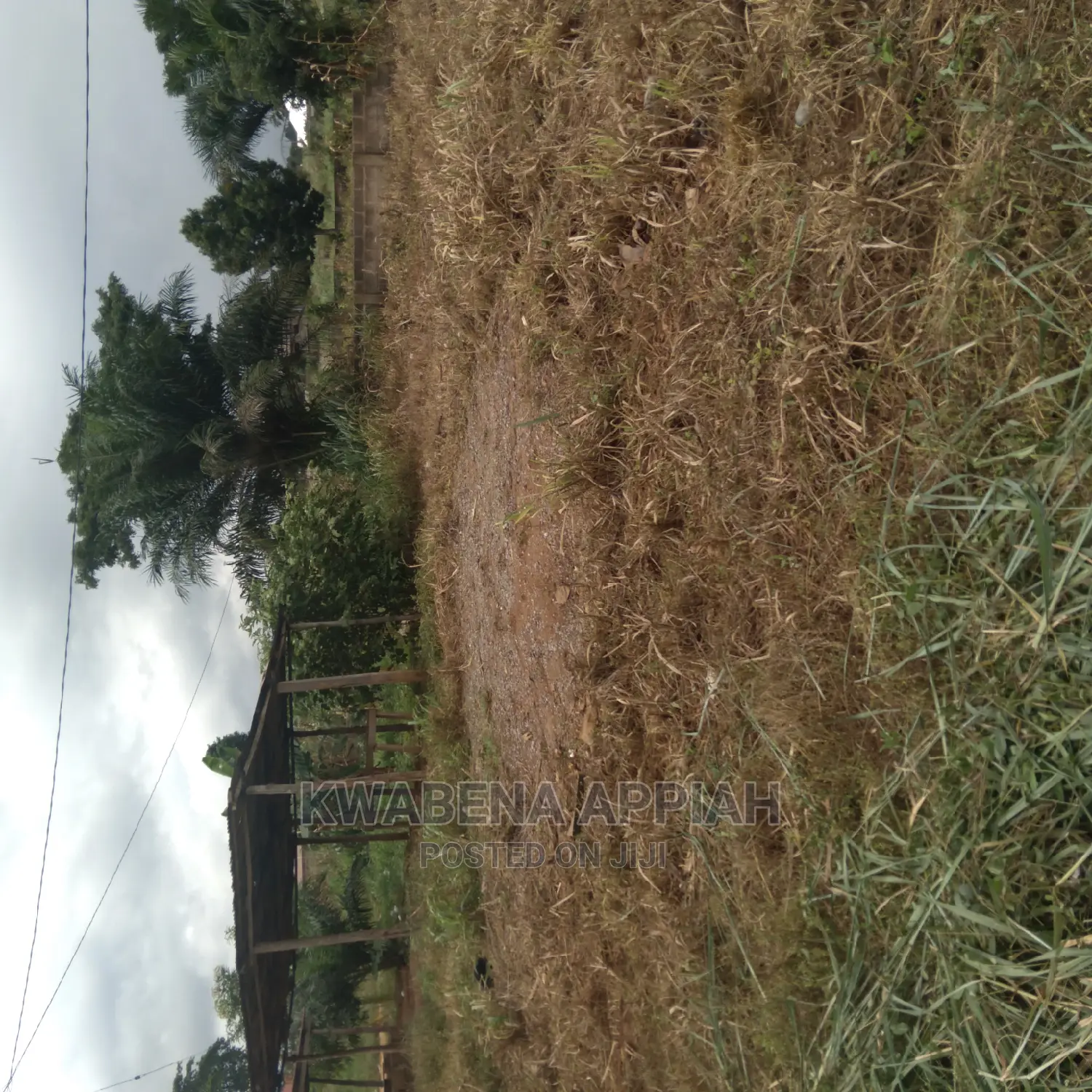 Plots of Land at Accra Kumasi Mainroad Is on Sales