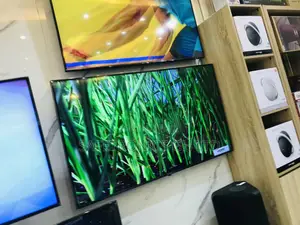Lastest Au7172 Led Samsung Und Glossy 50 Inches Tv
