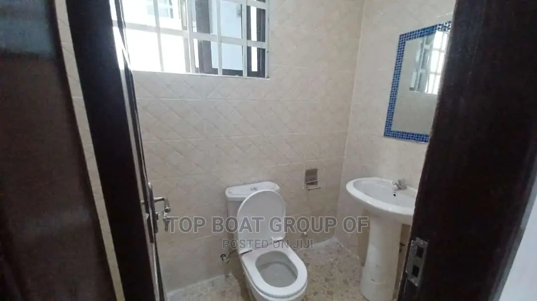 Furnished Mini Flat in Top Boat Estate, Kumasi Metropolitan for sale