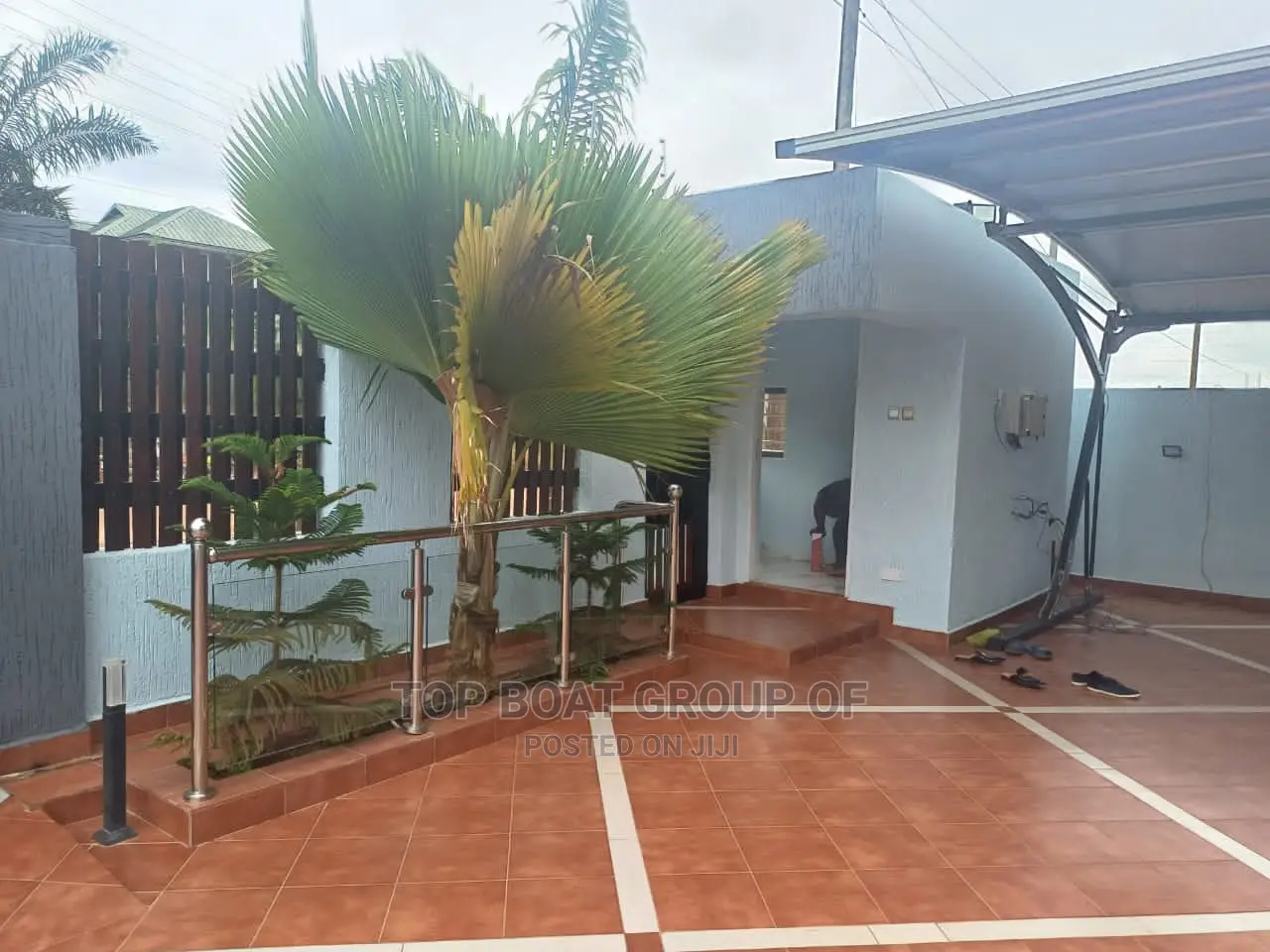 Furnished 5bdrm Mansion in Top Boat Estate, Kumasi Metropolitan