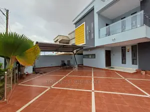 Furnished 5bdrm Mansion in Top Boat Estate, Kumasi Metropolitan