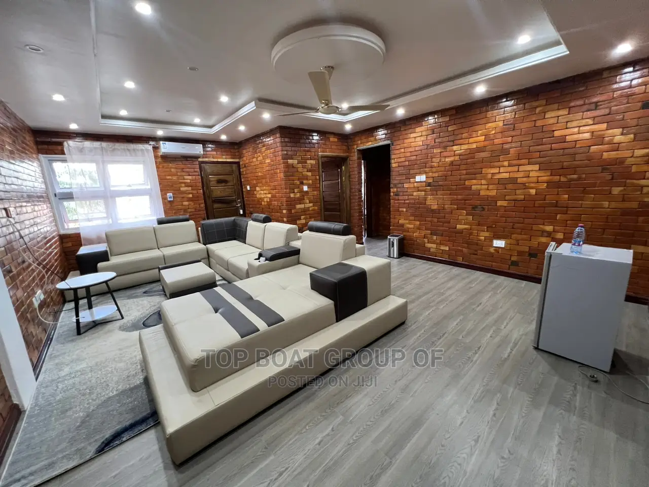 Furnished 8bdrm Mansion in Top Boat Estate, Kumasi Metropolitan