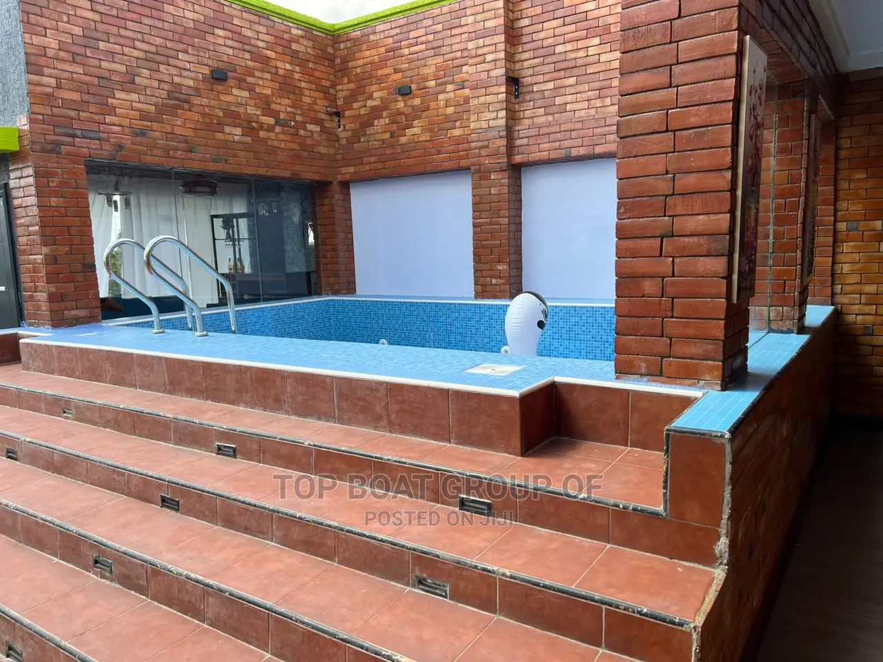 Furnished 8bdrm Mansion in Top Boat Estate, Kumasi Metropolitan