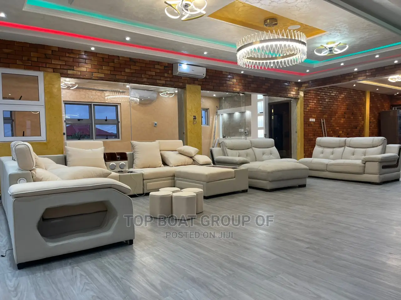 Furnished 8bdrm Mansion in Top Boat Estate, Kumasi Metropolitan