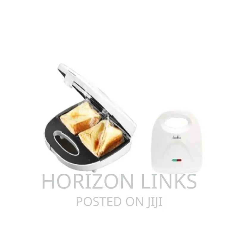 KEEC001W Sandwich Toaster - 700W White