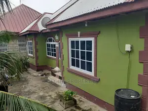 3bdrm House in Aputuogya, Kumasi Metropolitan for sale