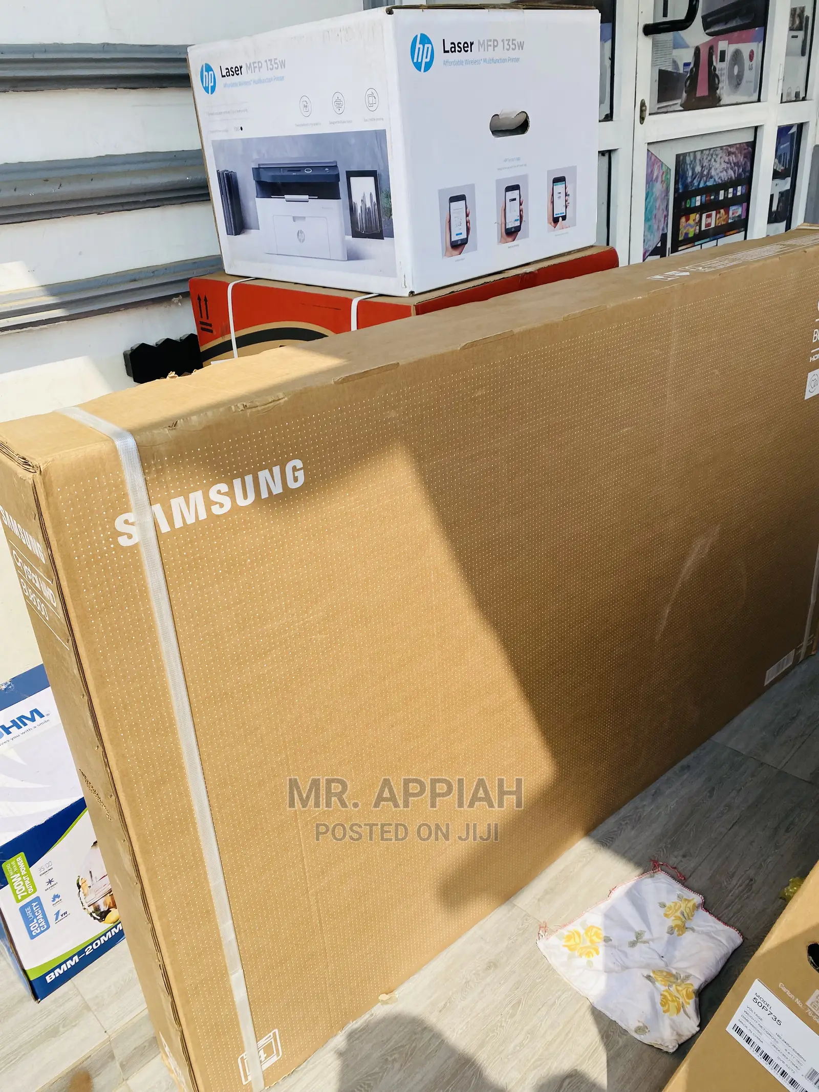 Reliable Samsung 65 Inch Crystal Uhd 65AU7172(Black).