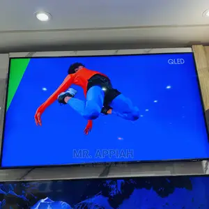 Elegant Black Samsung(50Q60A)50” QLED Smart Tv