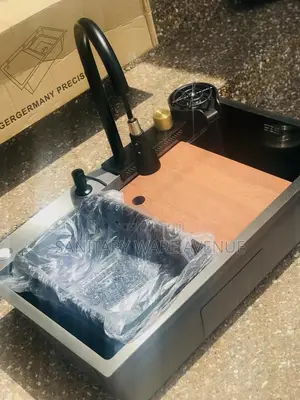 Piano Waterfall Kitchen Sink