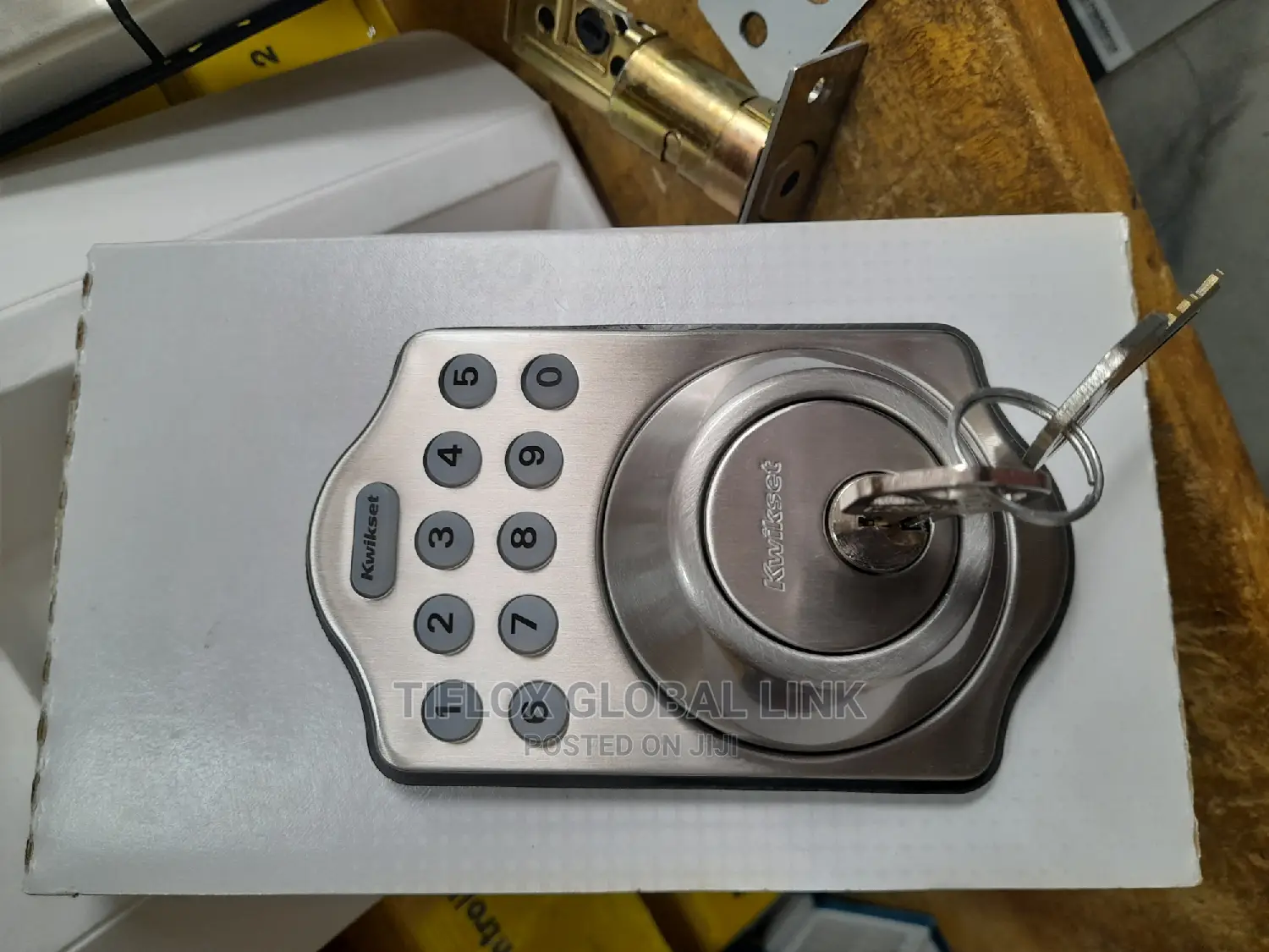 Electronic Deadbolt Keyless Locker (UK)