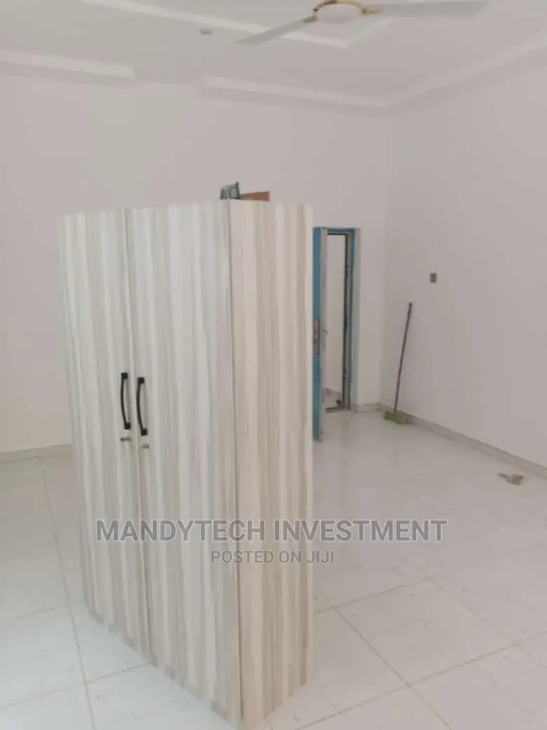 Furnished 4bdrm Mansion in School Junction for sale