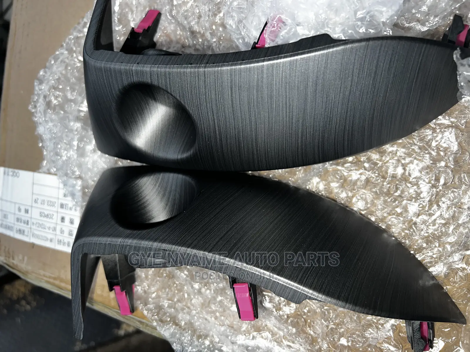 Toyota RAV4 Side Trim / Side Vent