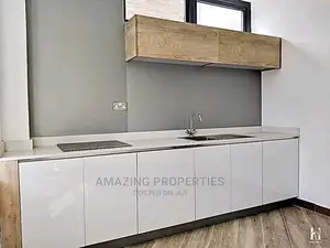 4bdrm House in Airport Residential Area for rent