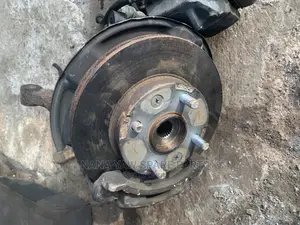 Kia Rio Front Hub