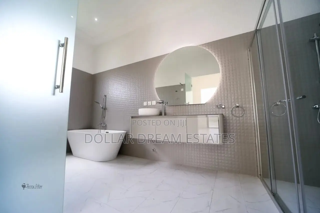 4bdrm House in East Legon for sale