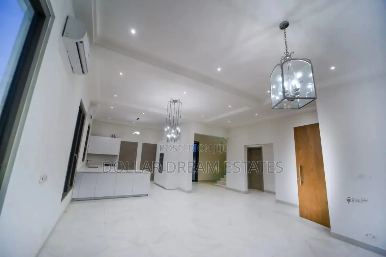 4bdrm House in East Legon for sale