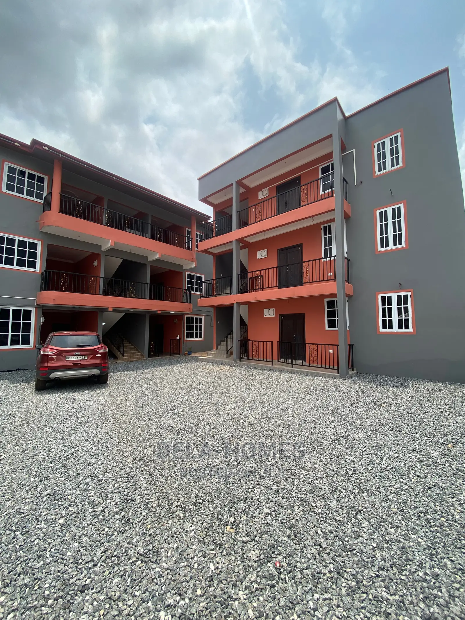 Newly Built Chamber N Hall Sc for Rent at Oyarifa