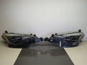 Corolla 2017,2018,2019 Headlight (SPORTS) PAIR