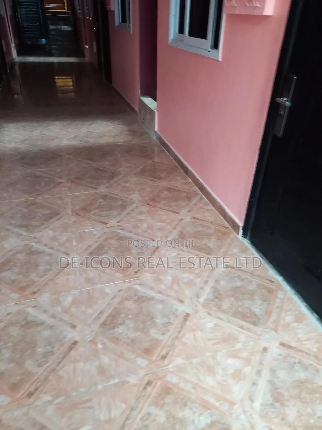 1bdrm Duplex in De-Icons Real Estate, Kasoa for rent