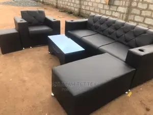 Photo - Quality Leather Chair