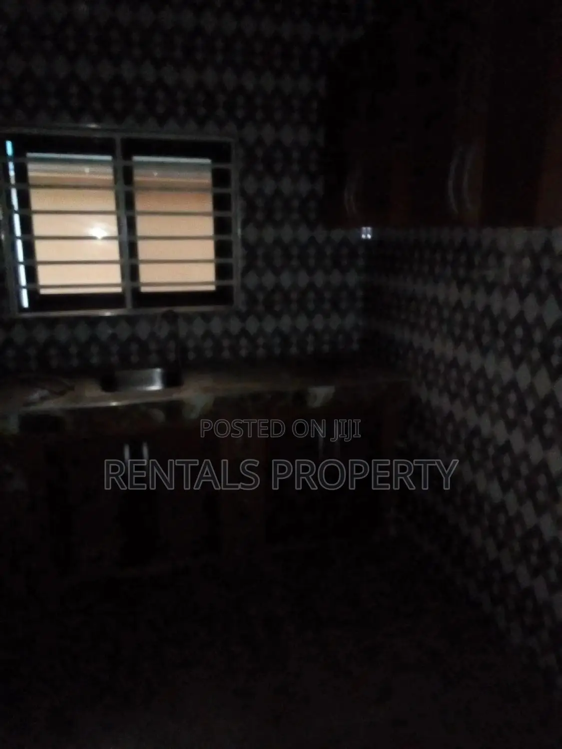 2bdrm Block of Flats in Penteng, Adenta for rent
