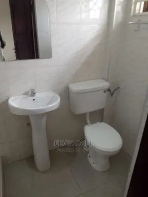 2bdrm Apartment in Mile 7, Achimota for rent
