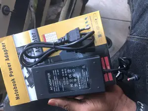 Universal Laptop Adapter, 12v,15,17v,20v,24v