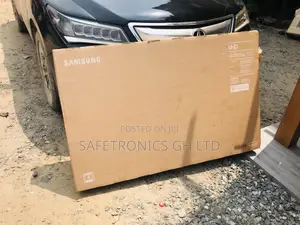 Au70 Adjustable Samsung 55 Inches Glossy Led