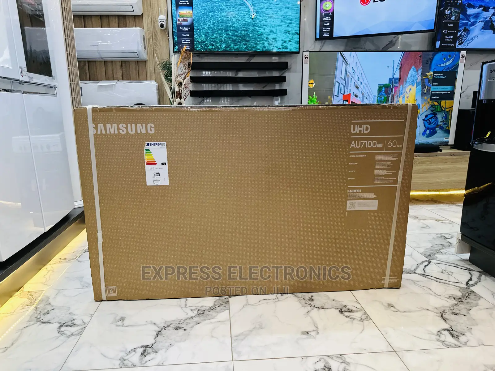 Spectacular Display Au7172 60” UHD Smart Tv 