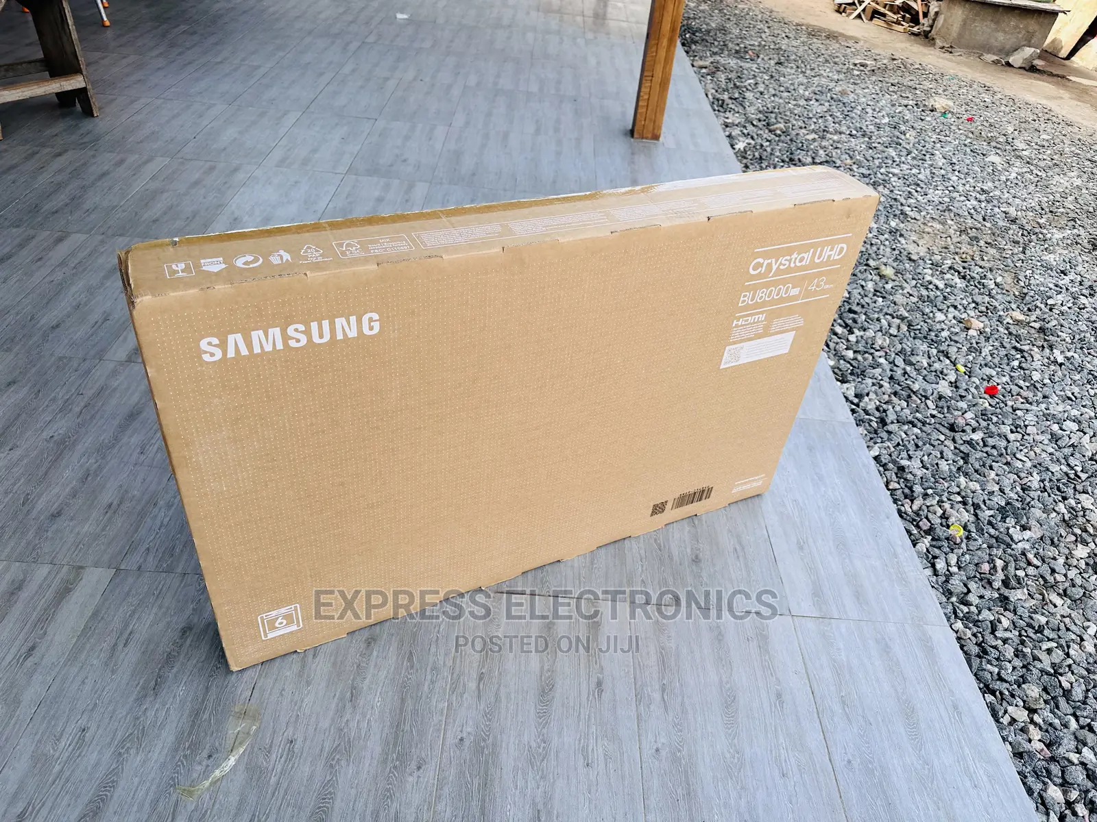 Spectacular View Samsung UHD Smart 43”Cu7172 Tv 