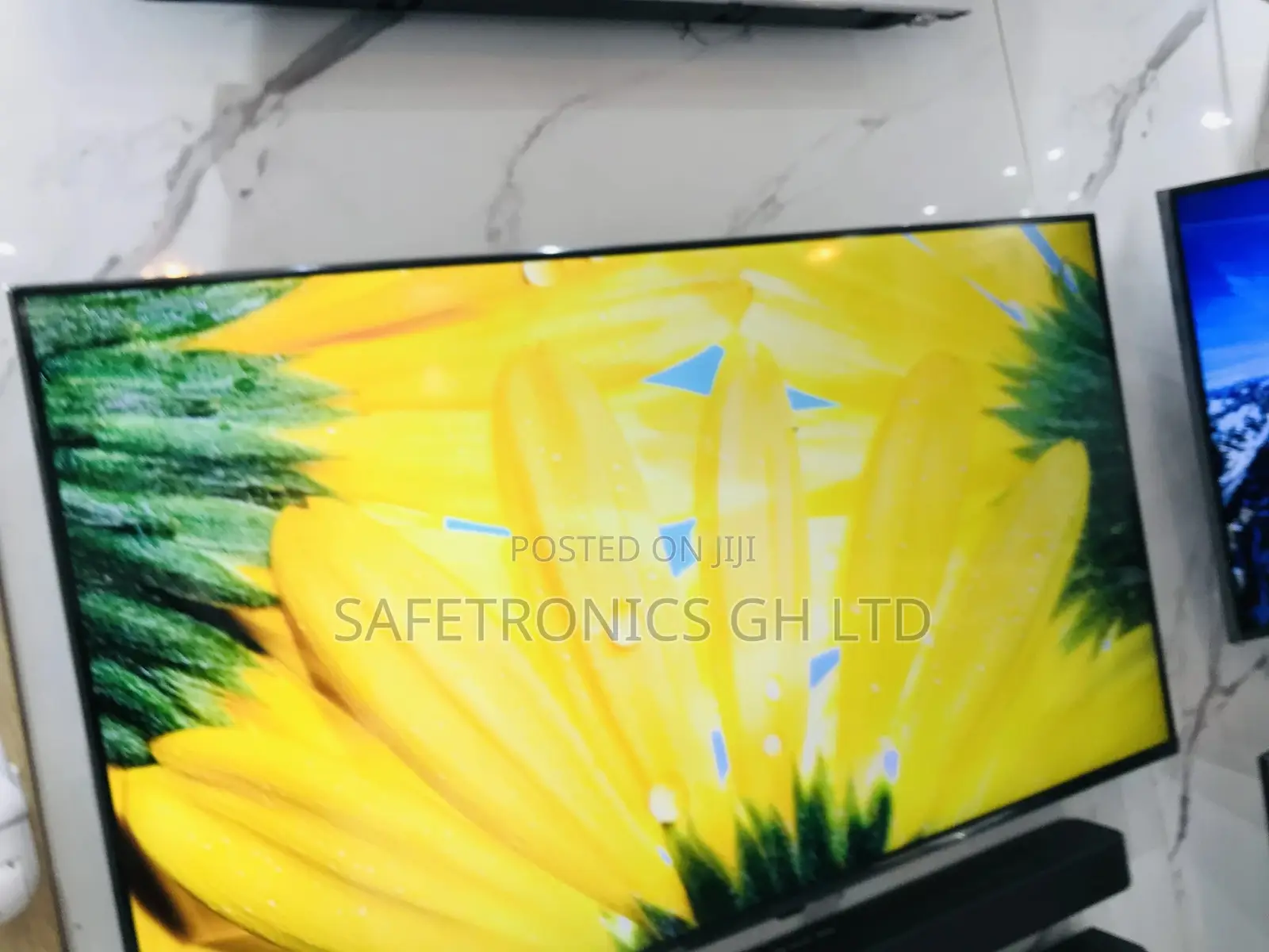 Purchase 55 Inches Glossy Led Uhd Au70 Samsung Tv
