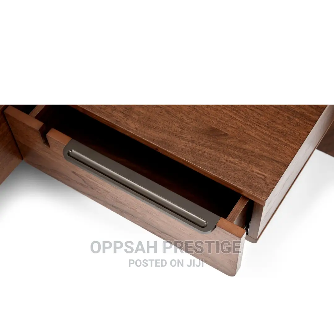 Nera Walnut California King Bed With Nightstands Set