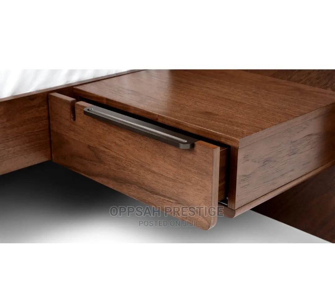 Nera Walnut California King Bed With Nightstands Set