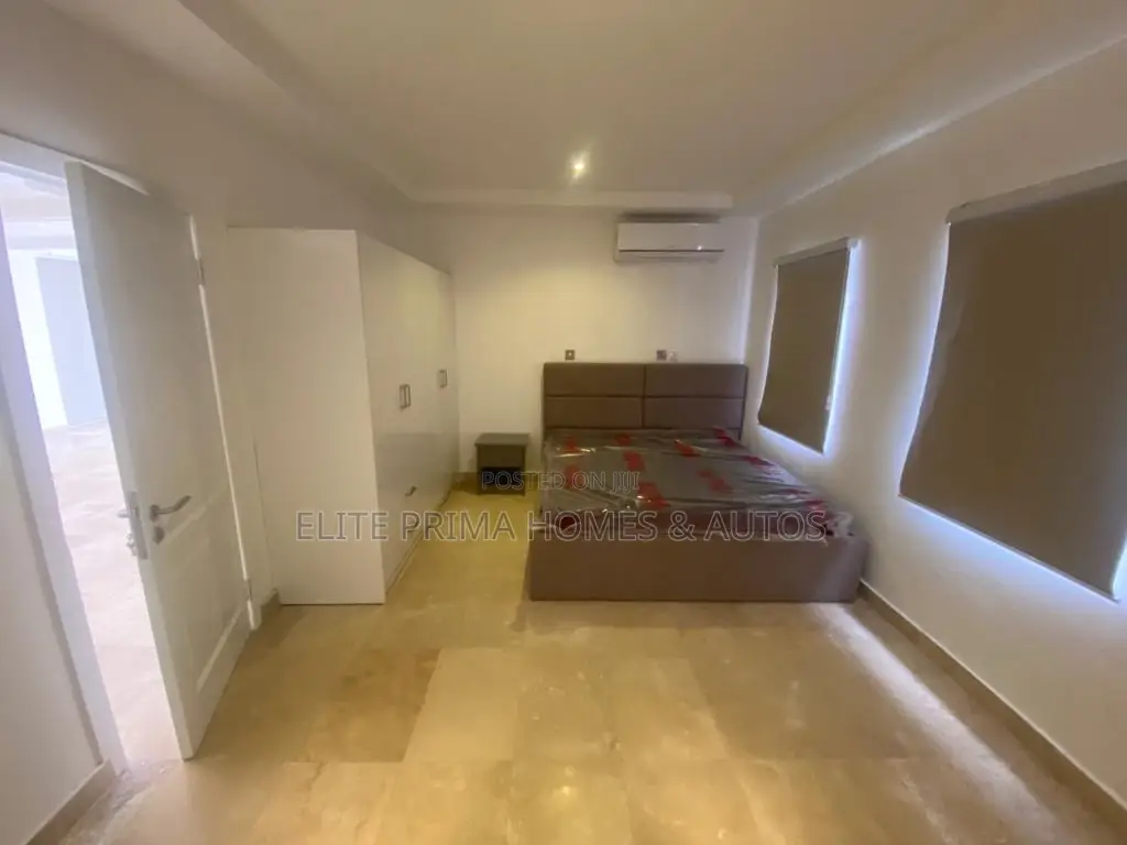4bdrm Townhouse/Terrace in Cantonments for sale