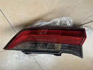 CR-V 2020-2022 Bootlight