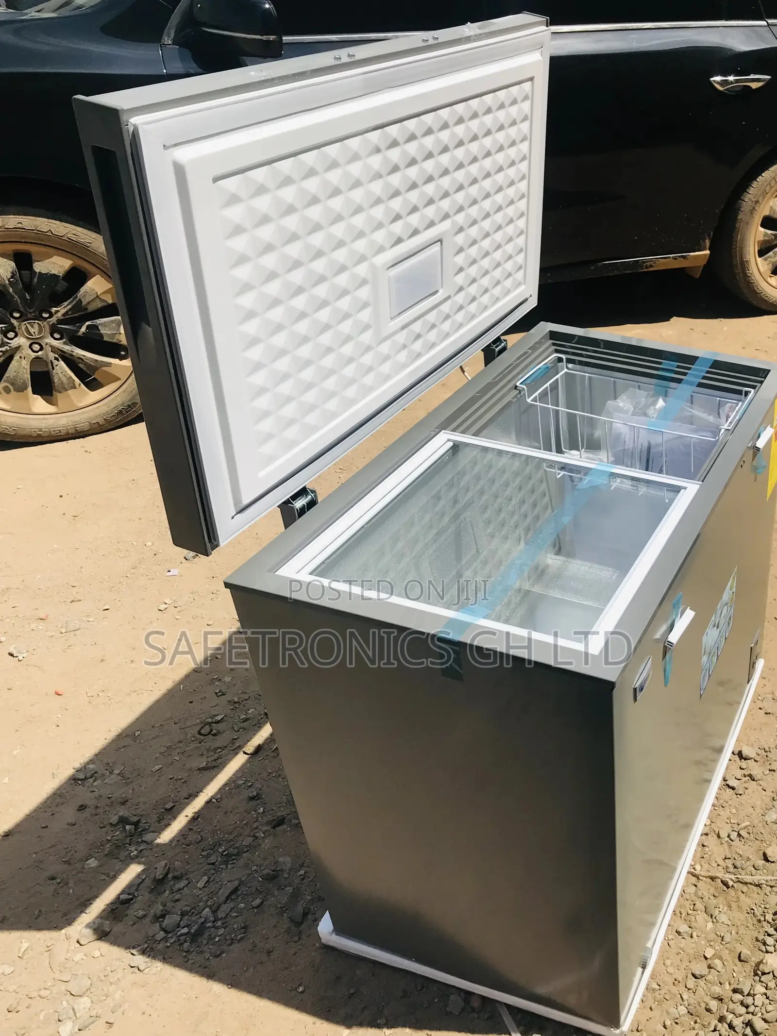 Purchase Singledoor Pearl Chestfreezer 200 Liters PCF-240