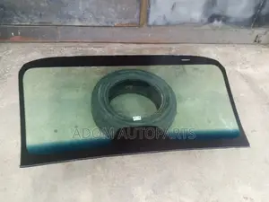 Photo - Kia Sorento Windscreen
